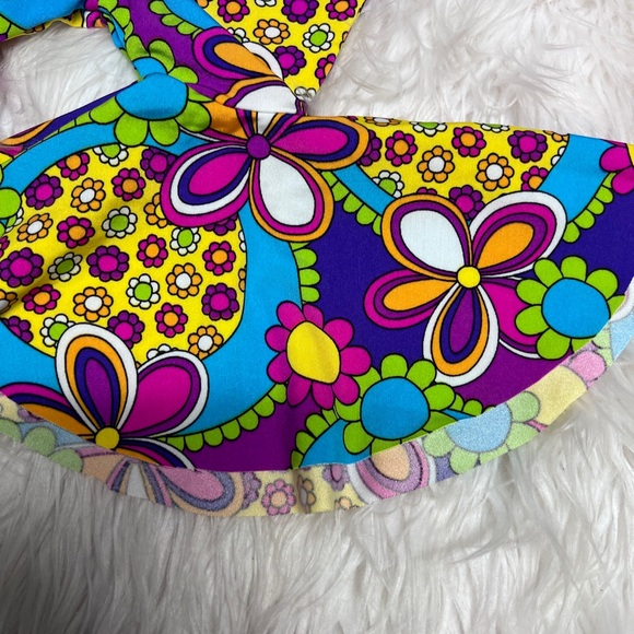Groovy psychedelic bell bottoms with bow on nylon band groovy one outfit - Picture 4 of 7